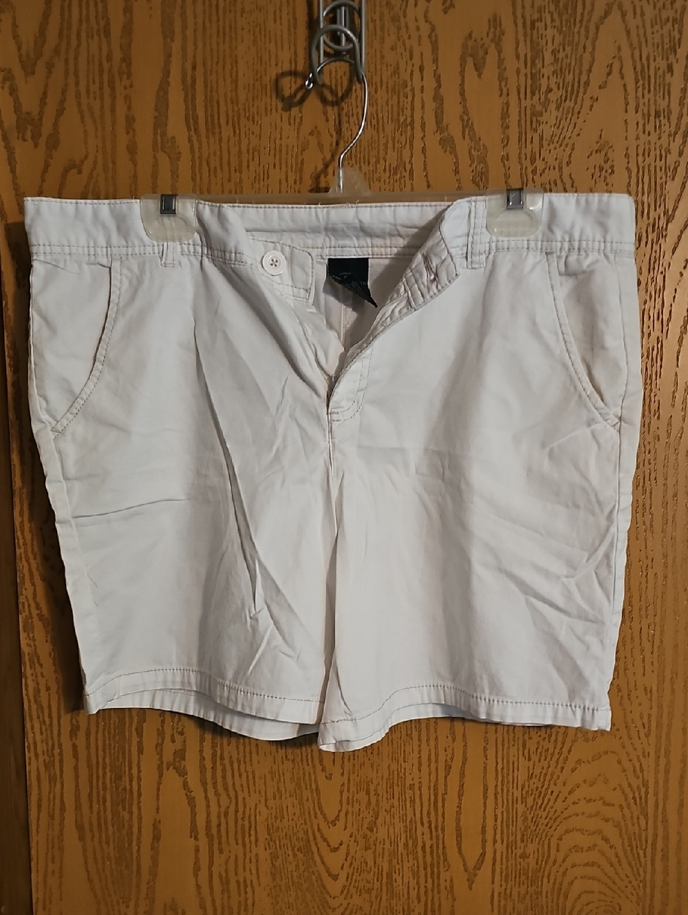 Women's White Casual Shorts - Faded Glory